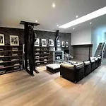 Superb Duplex Penthouse In Fidi