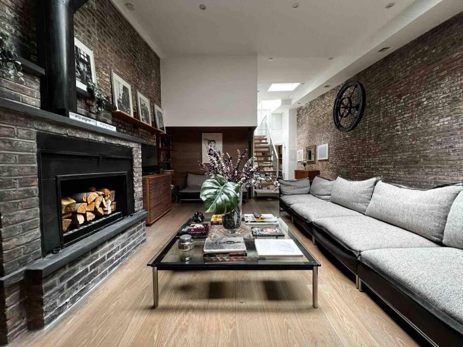 Apartment Superb Duplex Penthouse In Fidi *